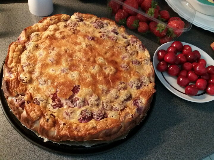 Вишневый  десерт  фото