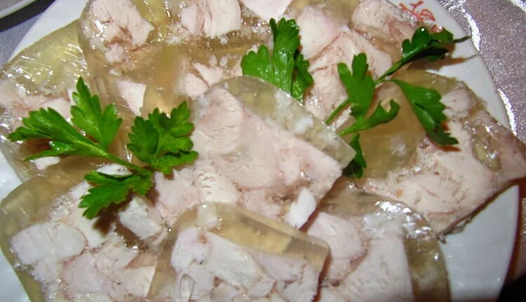 Заливное из курицы