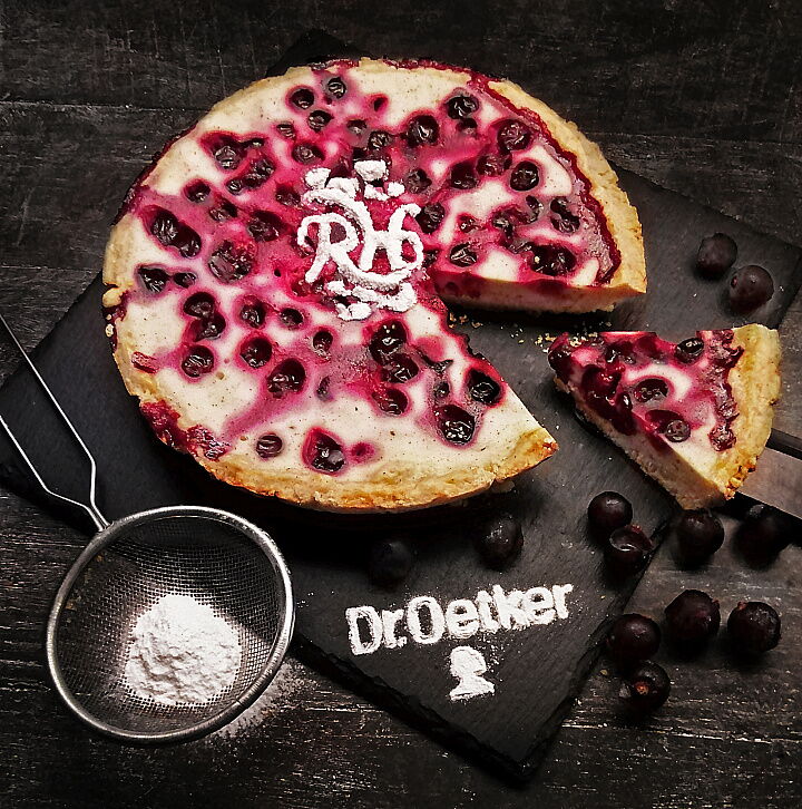 Смородиновый пирог со сметанной заливкой «Конкурс Russell Hobbs» фото рецепта