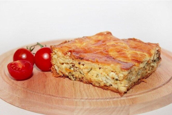 Пирог с сыром и луком фото