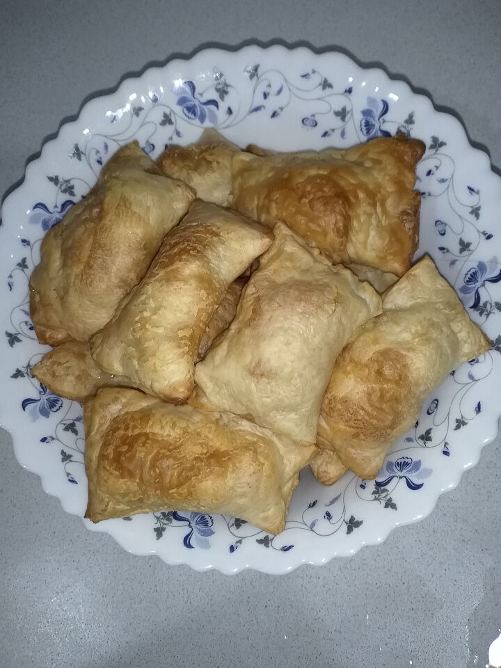 Булочки с мармеладом из готового теста фото