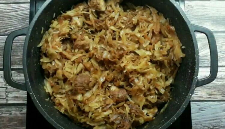 Тушёная капуста