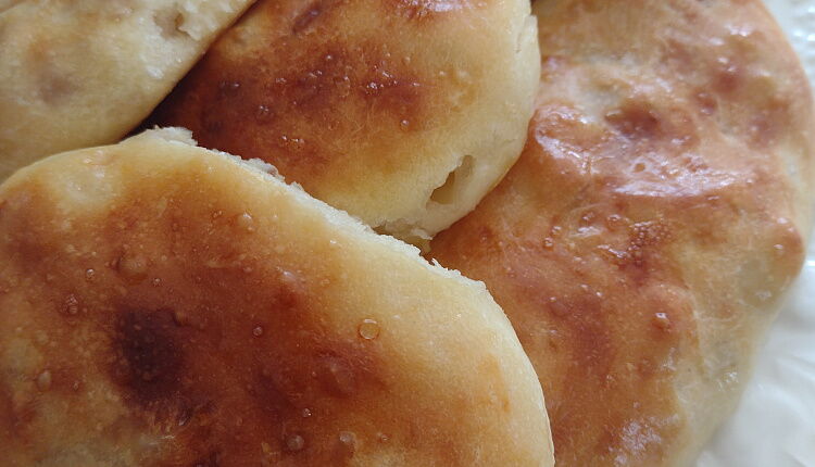 Пирожки с яблоками в духовке