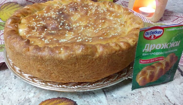 Закрытый пирог с капустой и яйцом