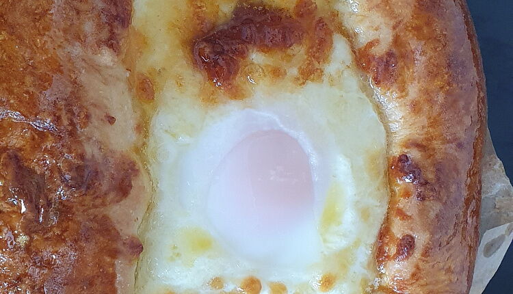 Хачапури по аджарски на бездрожжевом тесте