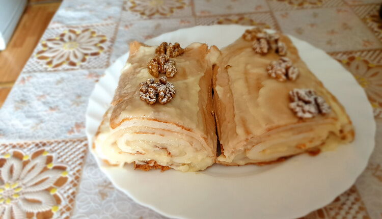  Меренговый рулет с Миндалем.