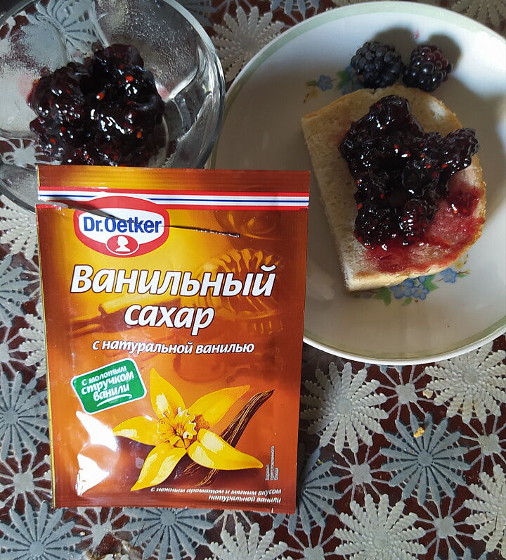 Варенье из ежевики фото