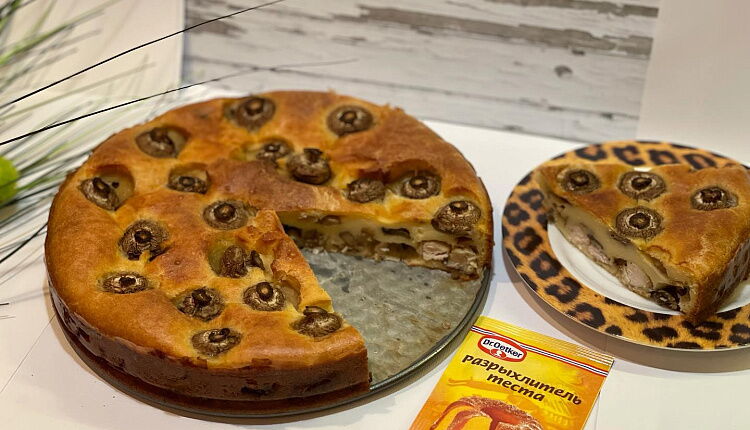 Заливной пирог с курицей и грибами 