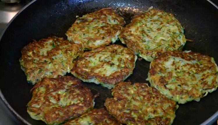 Оладьи кабачковые семейный рецепт	