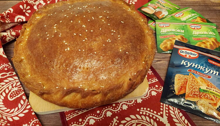 Закрытый пирог с капустой и яйцом