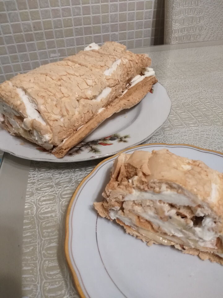 Меренговый рулет  фото рецепта