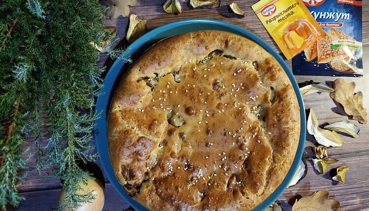 Заливной пирог с курицей и грибами 