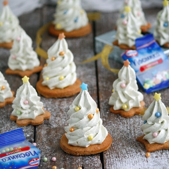 фото рецепта Зефирные елочки  Зефирные елочки  фото