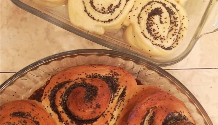 Булочки с маком