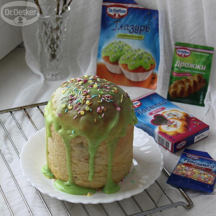 Дрожжевой кулич фото
