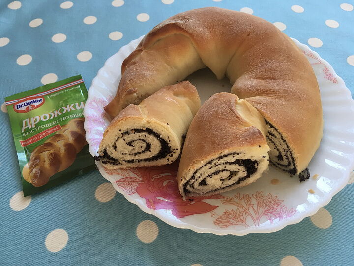 Маковый рулет на дрожжевом тесте фото рецепта