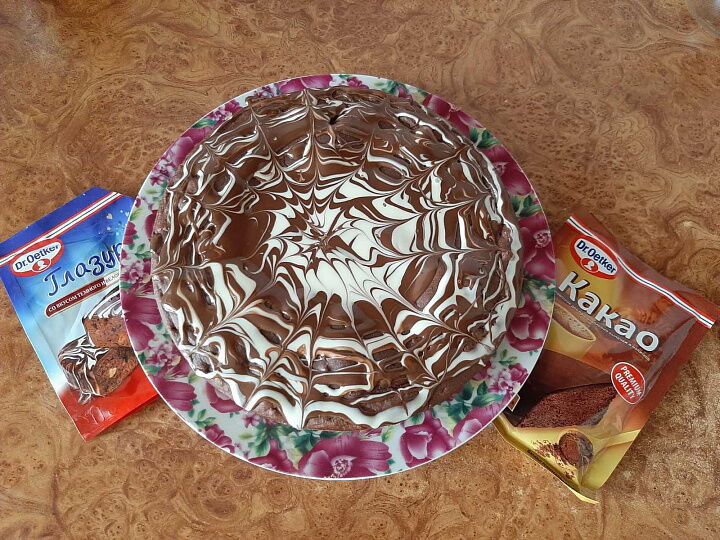 Пирог с глазурью на лимонаде фото