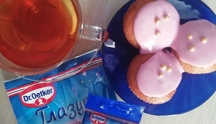 Морковные маффины с глазурью