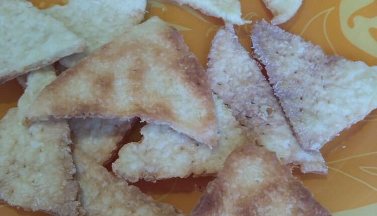 Сырные крекеры с кунжутом