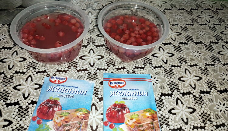 Желе из красной смородины 