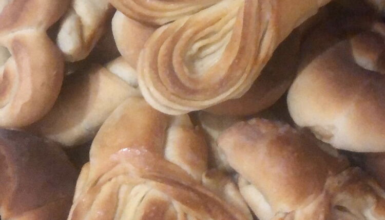 Плюшки  с сахаром