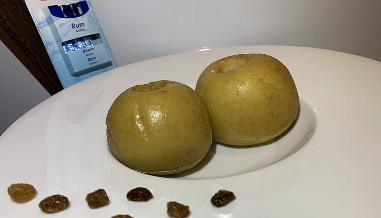 Печеные яблоки