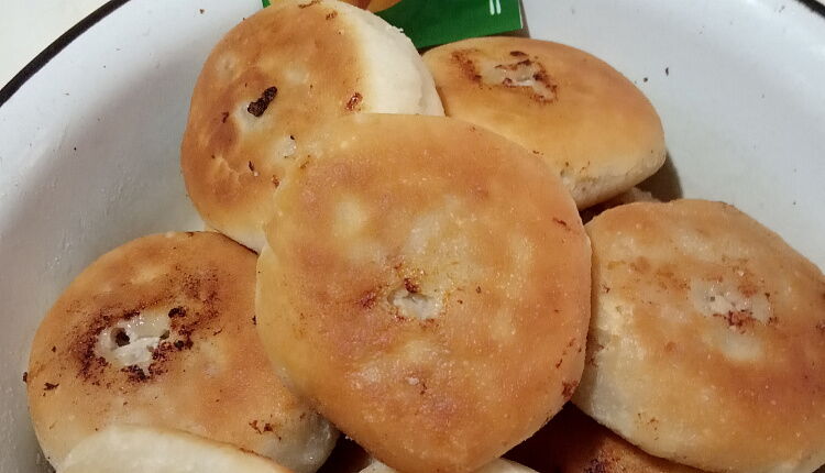 Пирожки с мясом и картошкой