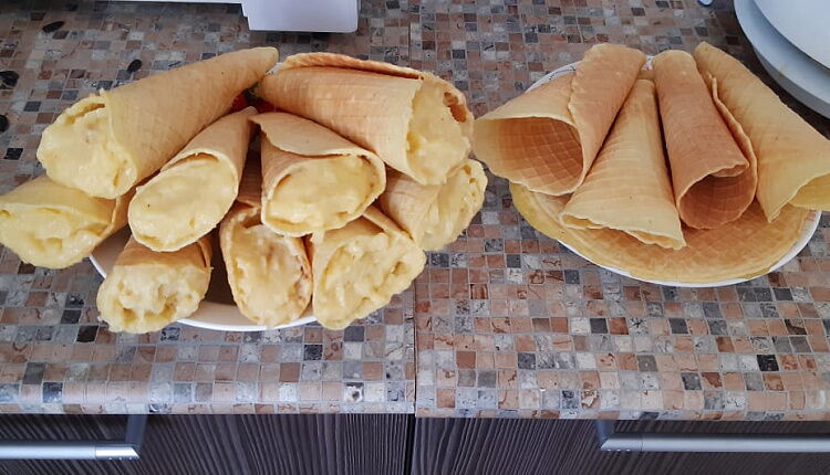 Рецепт из детства - вафельные трубочки