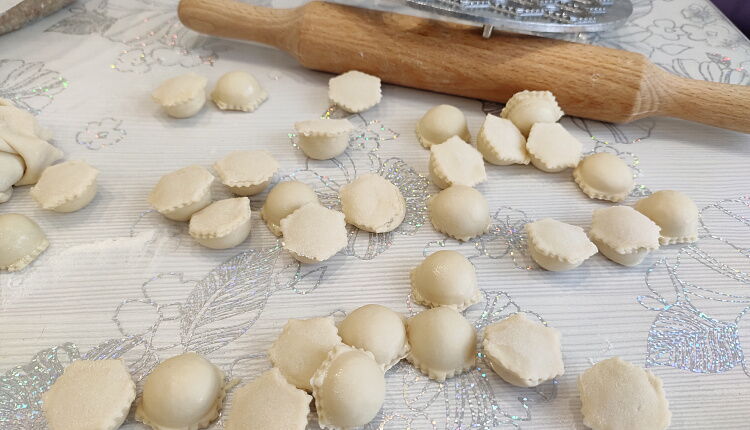 Пельмени в пароварке с рубленным мясом