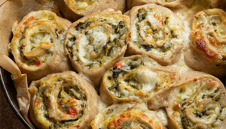 Рулетики с сыром и зеленью
