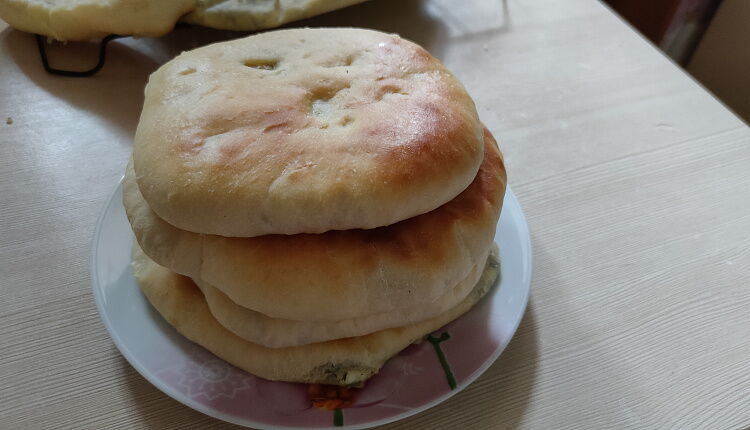 Осетинский пирог с картофелем и сыром 