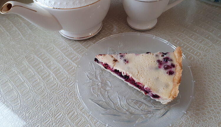 Смородиновый пирог со сметанной заливкой «Конкурс Russell Hobbs»