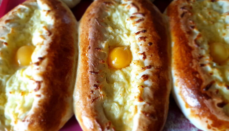 Хачапури по аджарски на бездрожжевом тесте