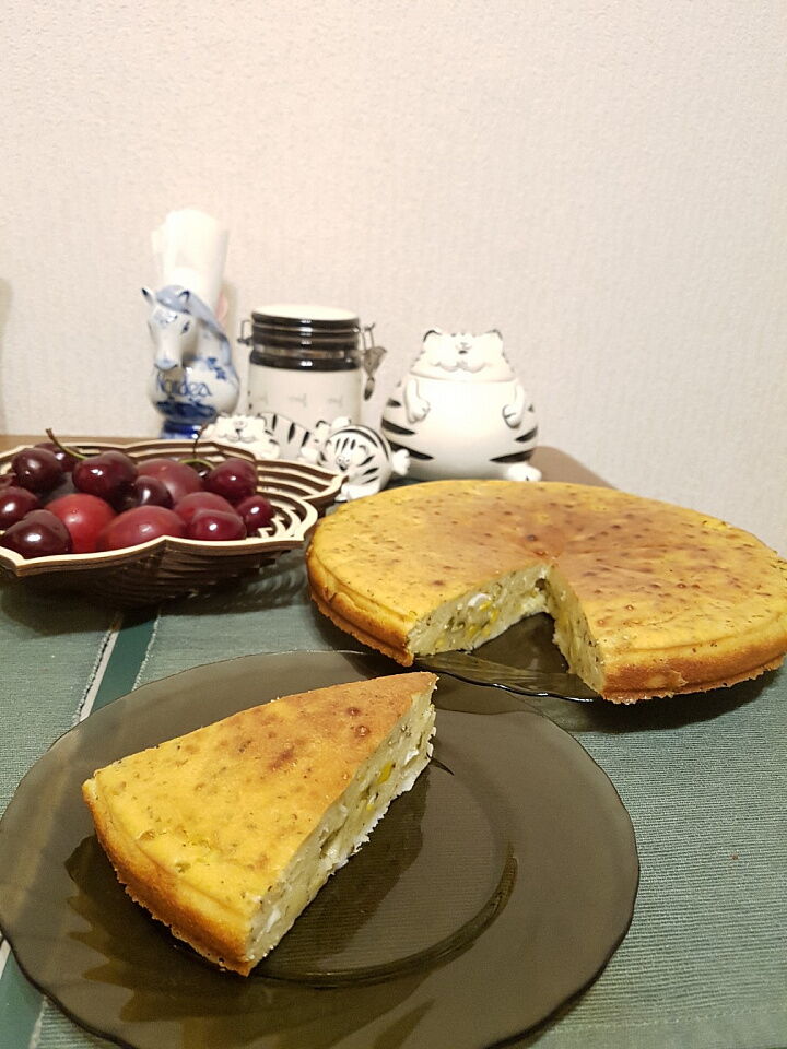 Заливной пирог с вареными яйцами и зеленым луком фото рецепта