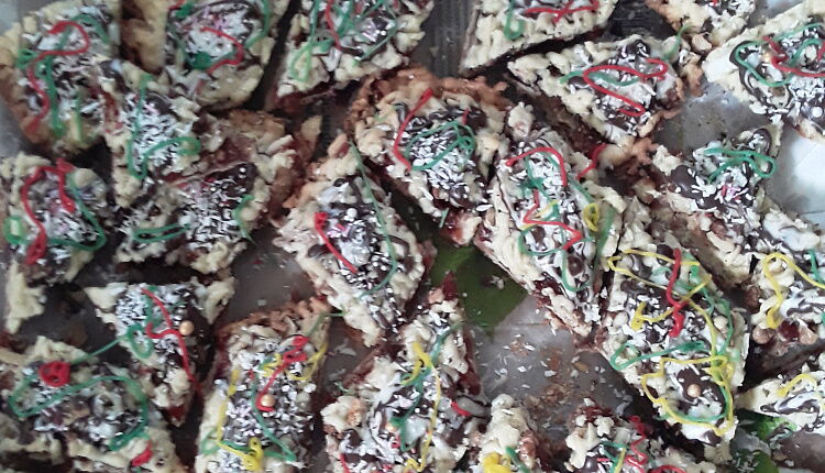 Пирог с вареньем на скорую руку