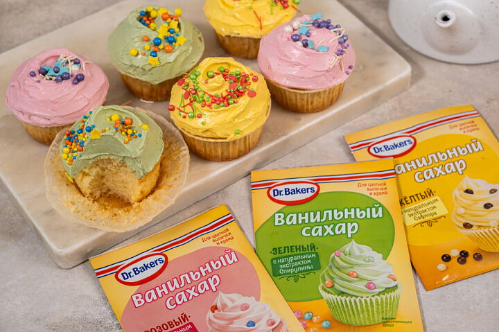 Капкейки с цветным кремом фото