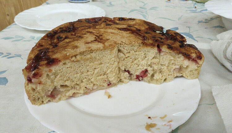 Шарлотка в мультиварке