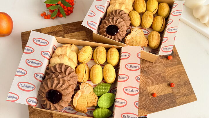 Классическое и шоколадное курабье с джемом фото