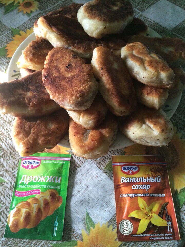 Пирожки с начинкой ассорти фото