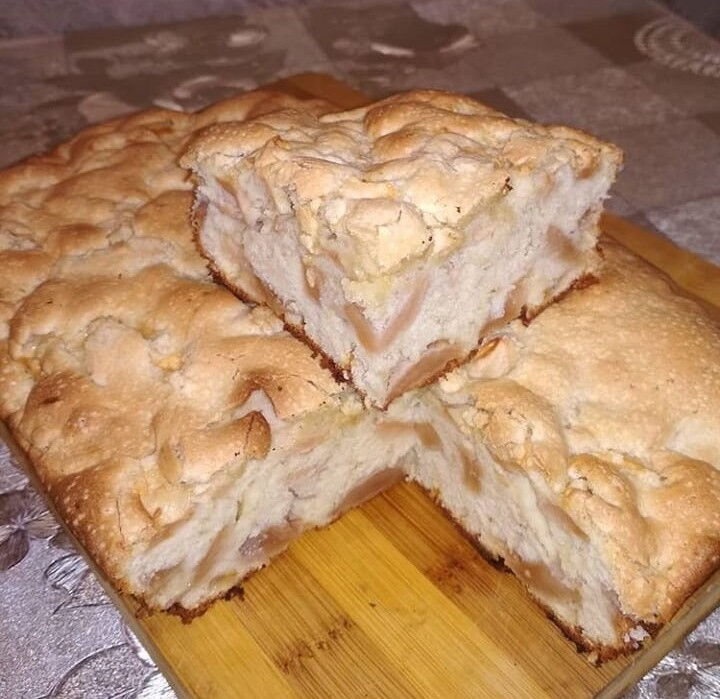 Шарлотен с грушей фото