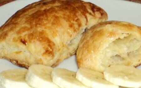 Фото рецепта Слойка с бананом