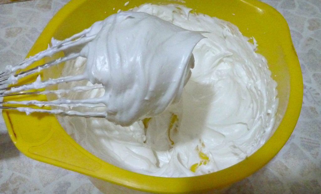 beze-na-palochke-recept-s-sekretami-tonkostyami-1024x618.jpg