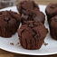 Шоколадные кексики с начинкой