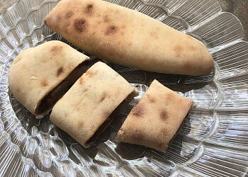 Рулетики с варёной сгущёнкой 