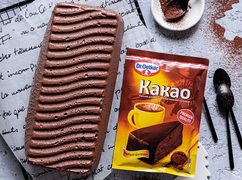 Фото рецепта Муссовый шоколадный торт рулет