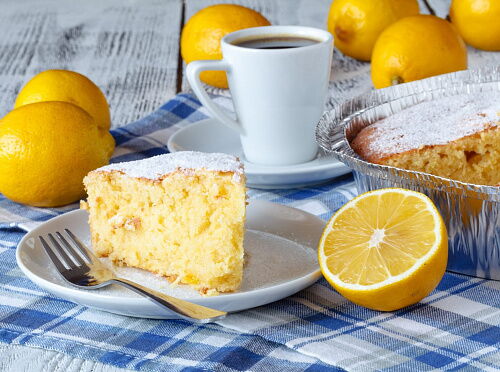 Фото рецепта Простой торт в мультиварке