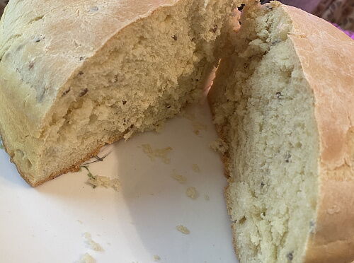 Пшеничный хлеб со льном и кунжутом