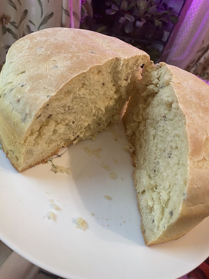 Пшеничный хлеб со льном и кунжутом