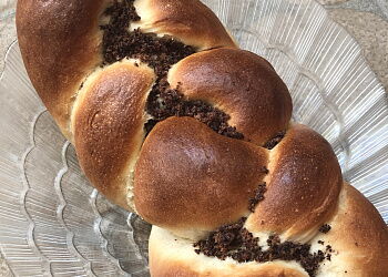 Плетенка с орехами