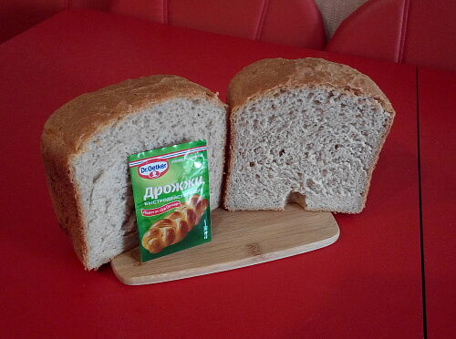 Цельнозерновой хлеб с хлопьями в хлебопечке